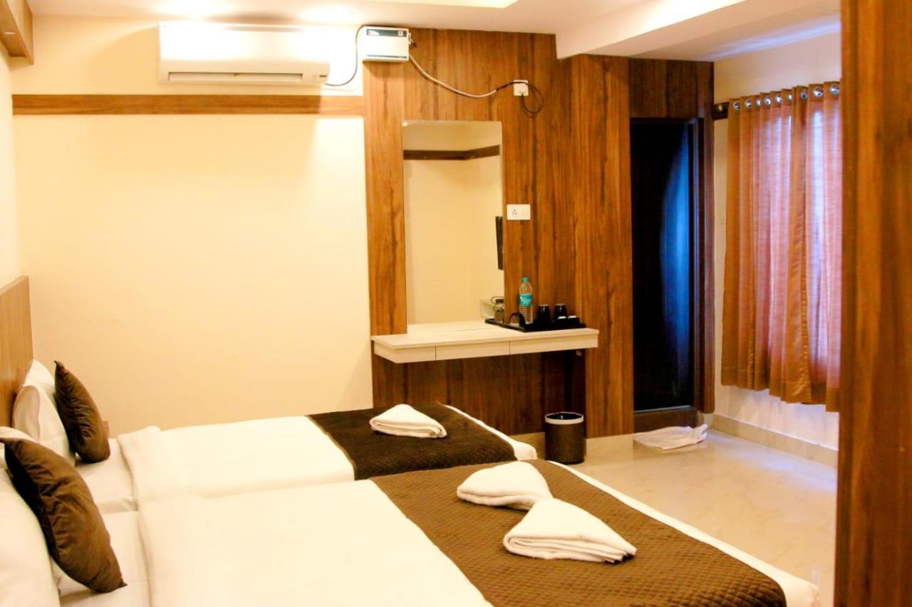 Hotel Sakura Inn Hosūr Zewnętrze zdjęcie