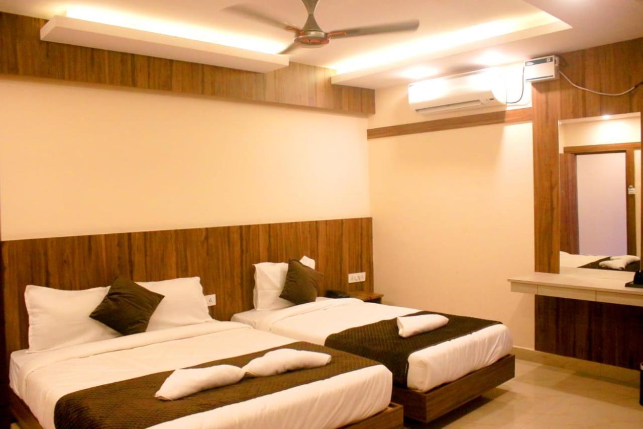 Hotel Sakura Inn Hosūr Zewnętrze zdjęcie