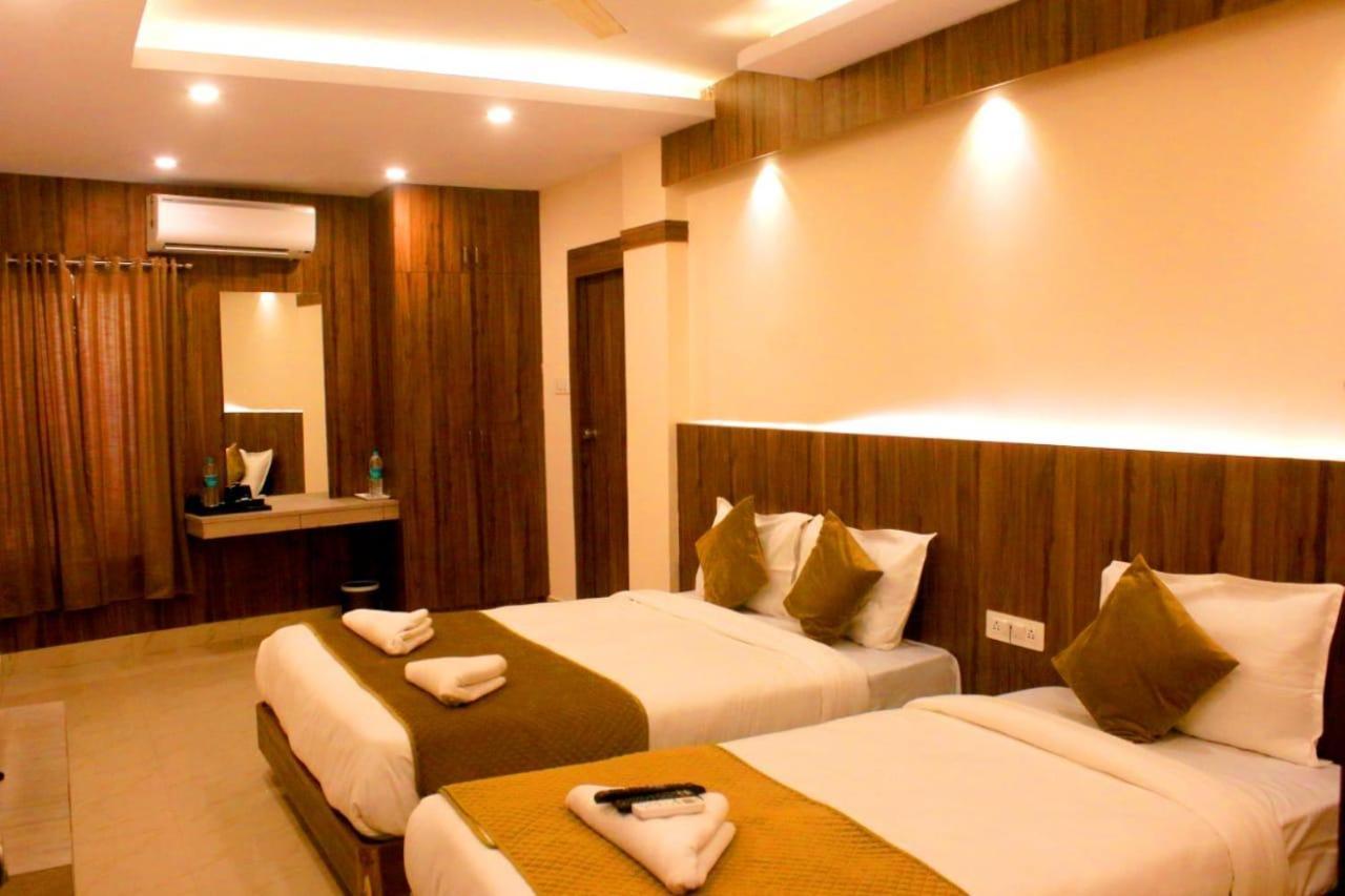 Hotel Sakura Inn Hosūr Zewnętrze zdjęcie